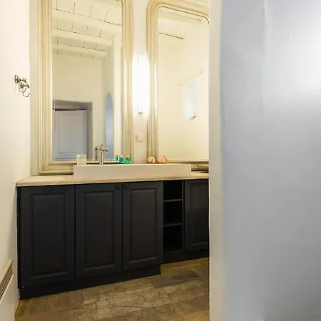 Artisti Mykonos Agrari (Mykonos)